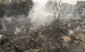 2 children killed in a large -scale fire in slum in Rohini, Delhi