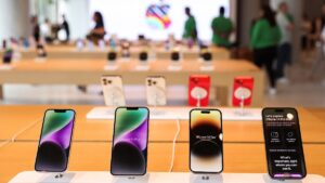 Apple supplier Foxconn to invest $ 1.5 billion in India unit