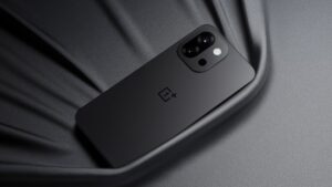 OnePlus 13t leaked image shows unique design with camera module like Pixel