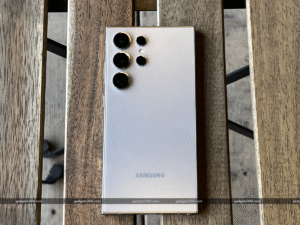 Samsung Galaxy S24 Ultra is available at low prices at Amazon and Flipkart with discounts, bank offers