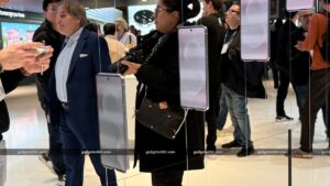 Samsung Galaxy S25 Edge to debut with the same front camera as other Galaxy S25 model; Port layout