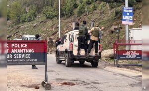 Home Minister Jammu and Kashmir meet with top officials on terrorist attack