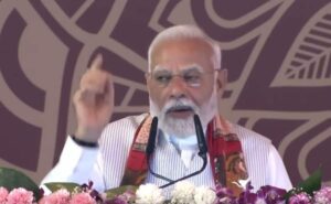 PM Modi gave foundation stone of 44 projects worth Rs 3,880 crore in Varanasi