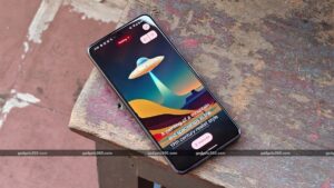 Google can introduce new Samsung Dex-style desktop experience for phone with Android 16