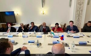 Indian MPs led by Kanimozhi closed Russia, tried and tested friends