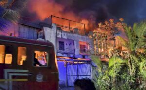 Maharashtra, who was killed after 8 short circuit, sets out on a large scale at Solapur district factory