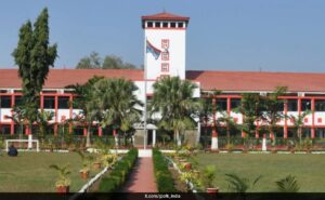 In Jabalpur Madhya Pradesh, the ordinance factory cancels the long leaves of employees