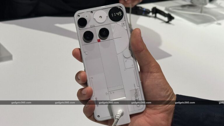 Nothing Phone 3 Snapdragon 8S General 4SOC in India launched with Gliff Matrix: Price, Specification